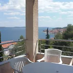 Family-friendly With Swimming Pool Kali, Ugljan - 23026 Apartman *