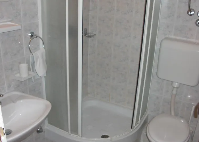 Family-friendly With Swimming Pool Kali, Ugljan - 23026 Апартаменты Кали