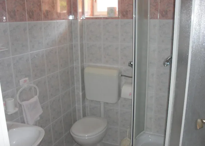 Апартаменты Family-friendly With Swimming Pool Kali, Ugljan - 23026