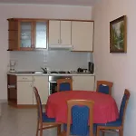 Family-friendly With Swimming Pool Kali, Ugljan - 23026 Apartamento Kali