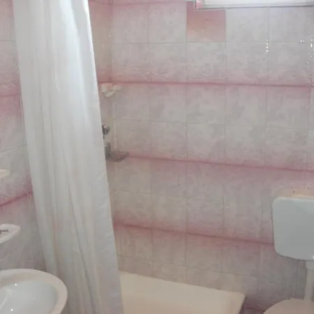 Apartman Family-friendly With Swimming Pool Kali, Ugljan - 23026 *