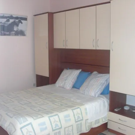 Apartman Family-friendly With Swimming Pool Kali, Ugljan - 23026