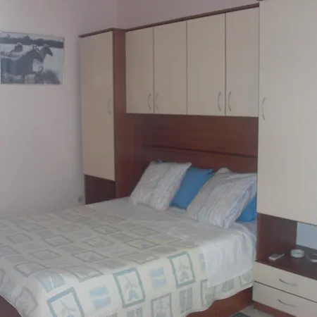 Apartman Family-friendly With Swimming Pool Kali, Ugljan - 23026 Kali