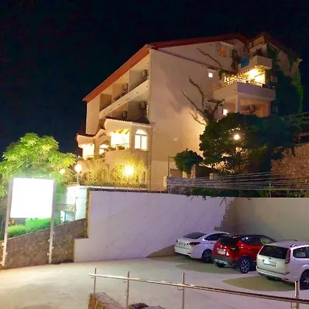 Family-friendly With Swimming Pool Kali, Ugljan - 23026 Apartman *