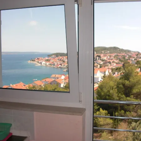 Family-friendly With Swimming Pool Kali, Ugljan - 23026 Apartman *