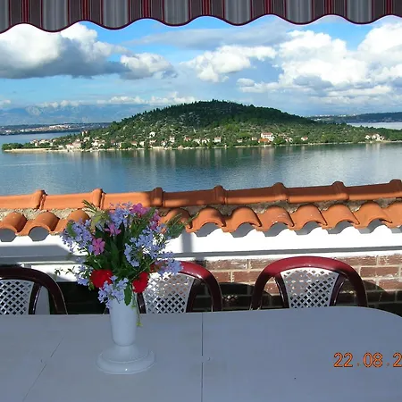 Family-friendly With Swimming Pool Kali, Ugljan - 23026 Kali