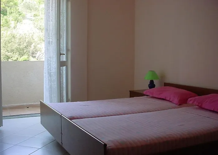 Family-friendly With Swimming Pool Kali, Ugljan - 23026 * Kali