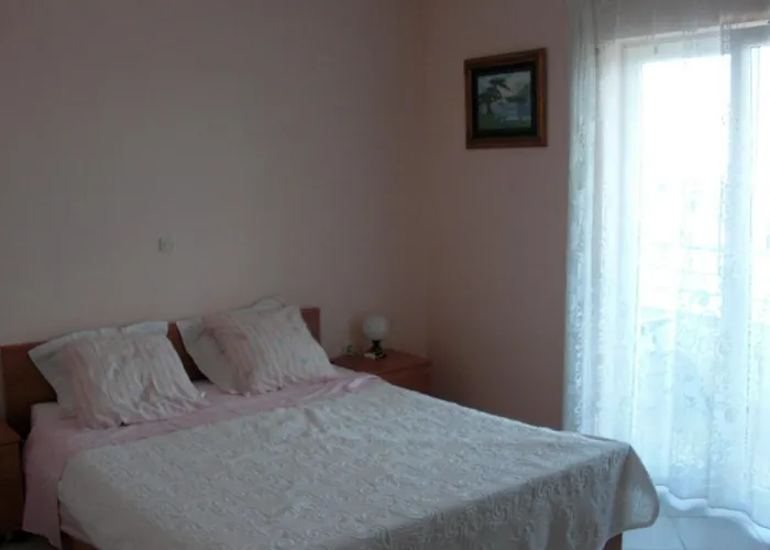 Family-friendly With Swimming Pool Kali, Ugljan - 23026