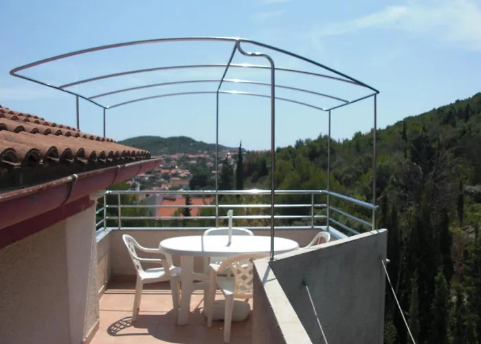 Family-friendly With Swimming Pool Kali, Ugljan - 23026