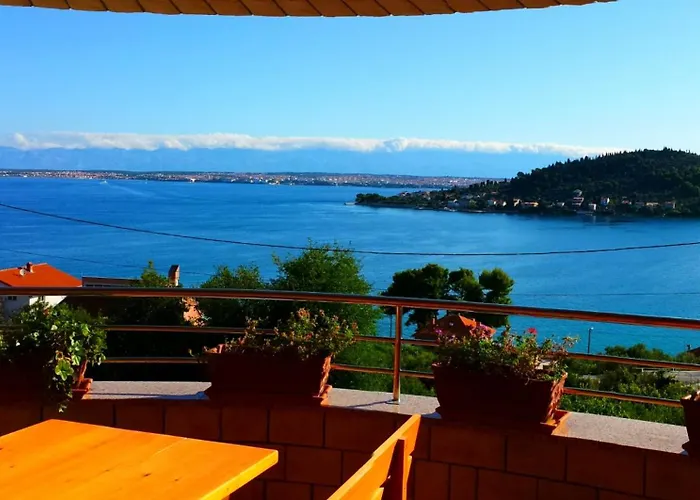 Lägenhet Family-friendly With Swimming Pool Kali, Ugljan - 23026 *