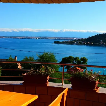 Apartment Family Friendly With A Swimming Pool Kali, Ugljan - 23026 *